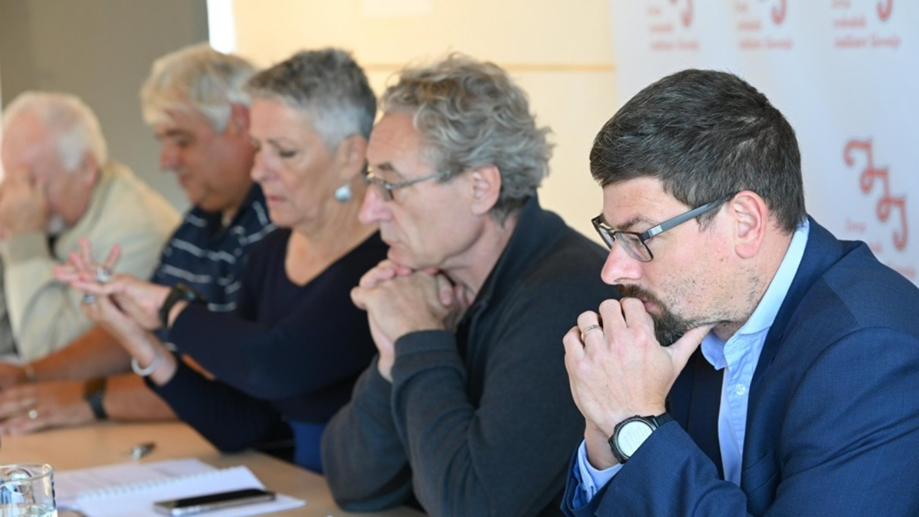 Sindikati smo pripravljeni na dialog in iskanje rešitev, ne moremo in tudi nočemo pa privoliti v enostranske posege v pravice zaposlenih in v sprejemanje Foto Igor Kupljenik Bobo